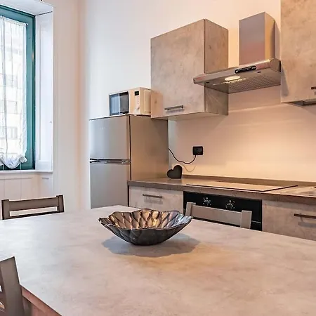 Guest Planet - Modern Flat M2 Apartament *