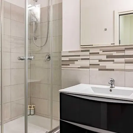 Guest Planet - Modern Flat M2 מילאנו